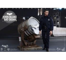 The Dark Knight Rises Movie Masterpiece Action Figure 1/6 John Blake with Bat-Signal 30 cm